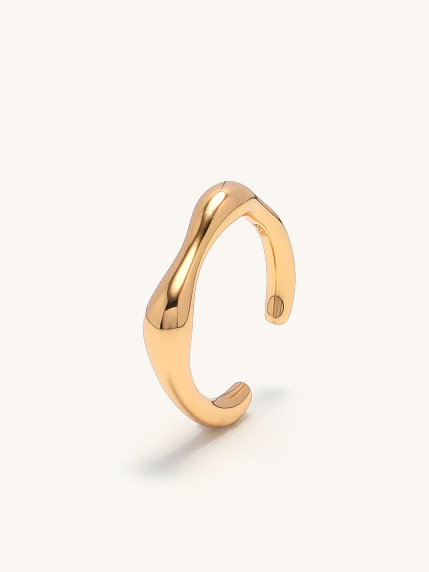 Graceful Curve Ring