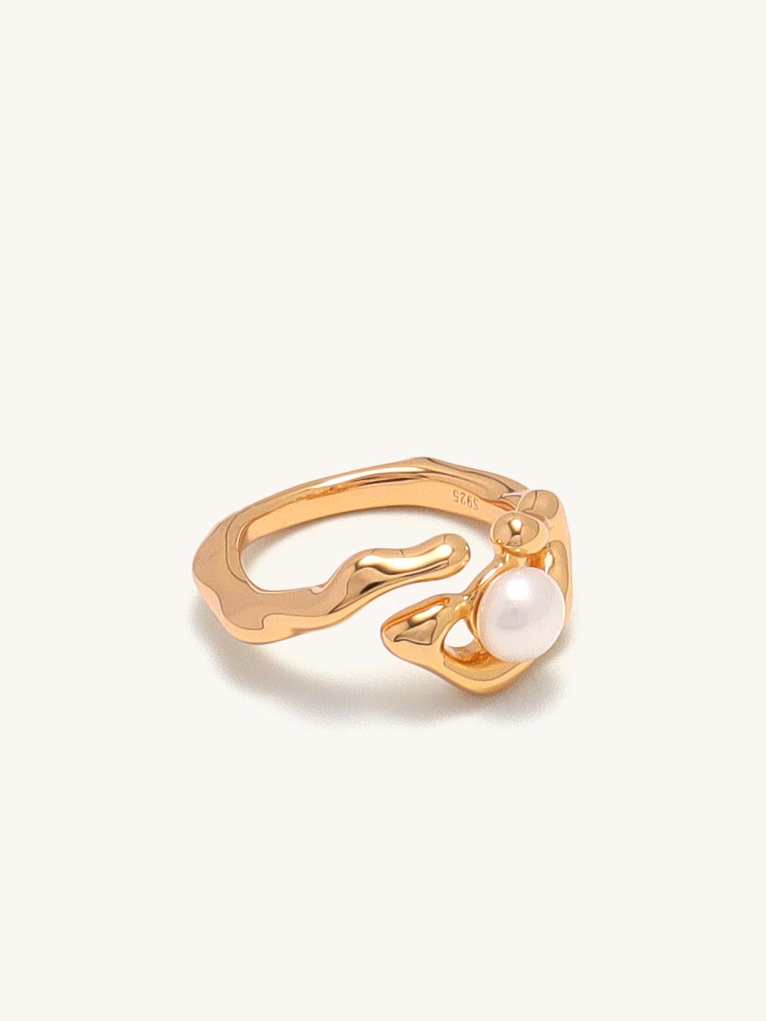 Olivia Pearl Stream Ring