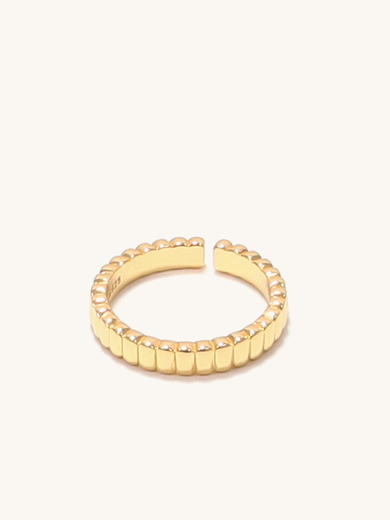 Essential Elegance Ring