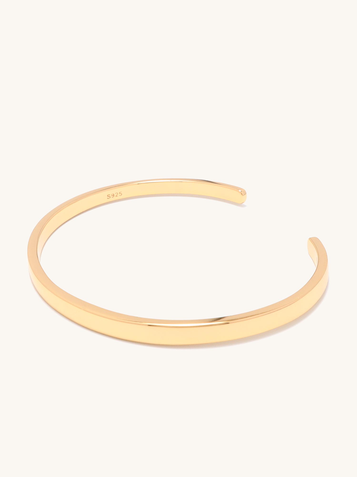 Brazalete minimalista esencial